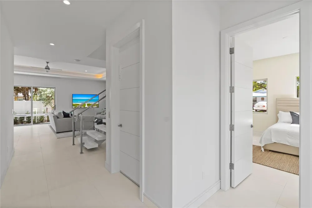 221 Shore Court Lauderdale By The Sea, FL 33308