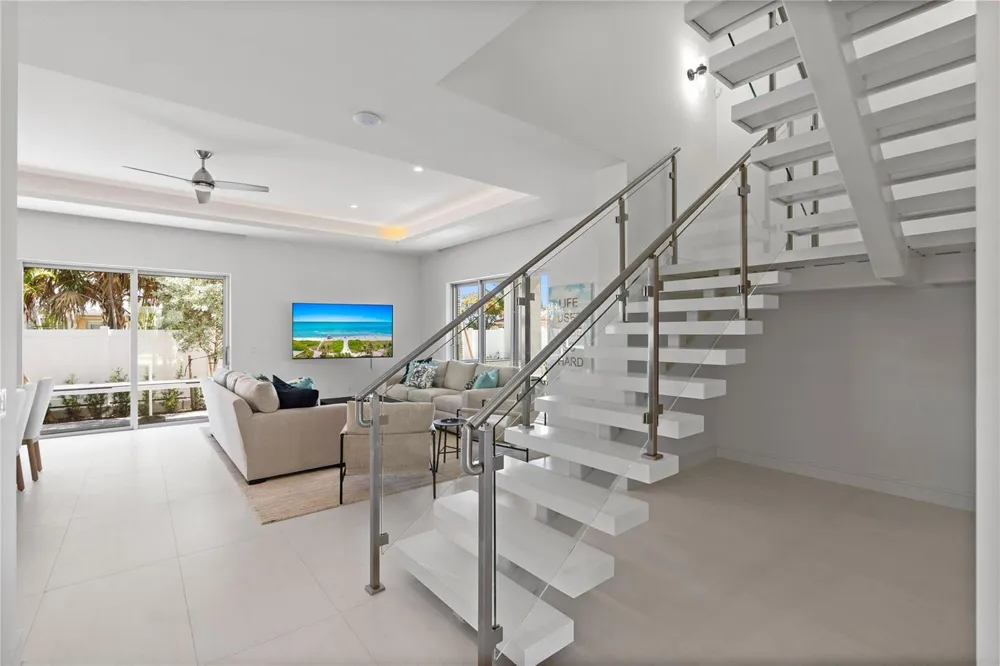 221 Shore Court Lauderdale By The Sea, FL 33308