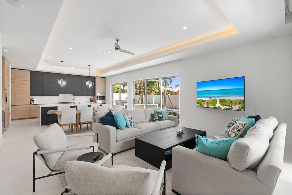 221 Shore Court Lauderdale By The Sea, FL 33308