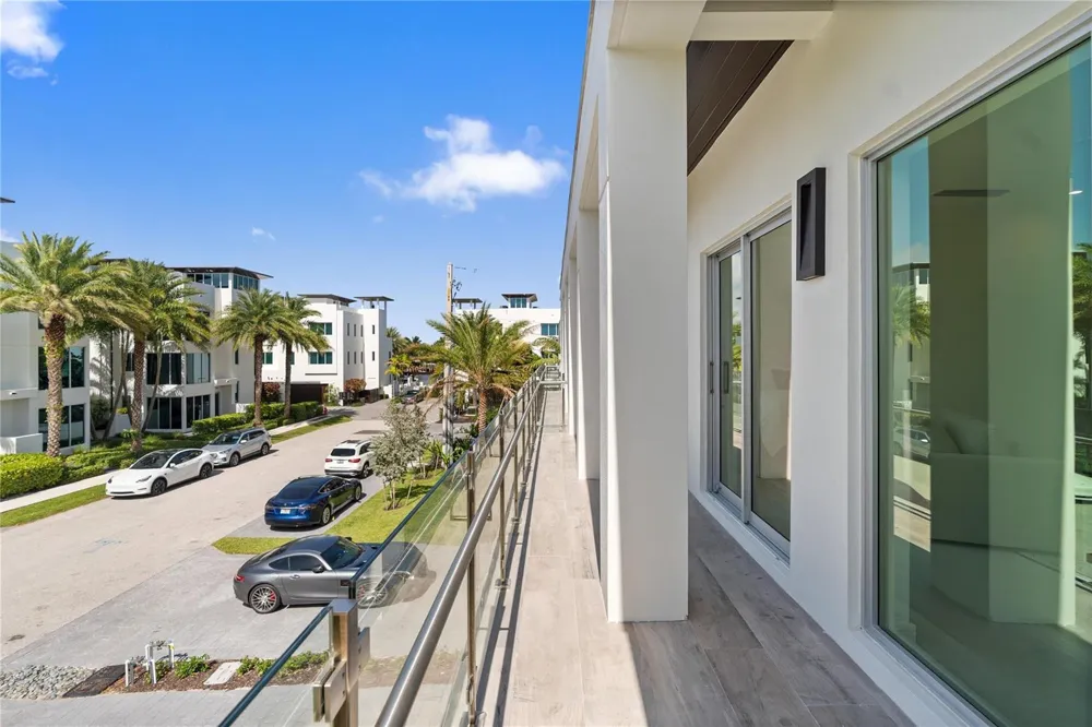 221 Shore Court Lauderdale By The Sea, FL 33308