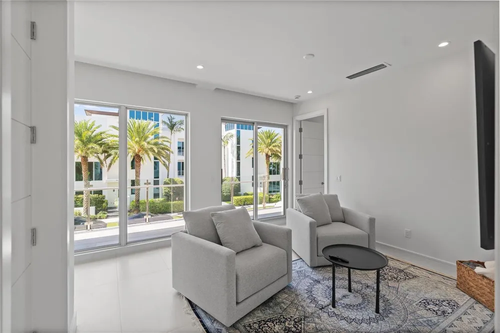 221 Shore Court Lauderdale By The Sea, FL 33308