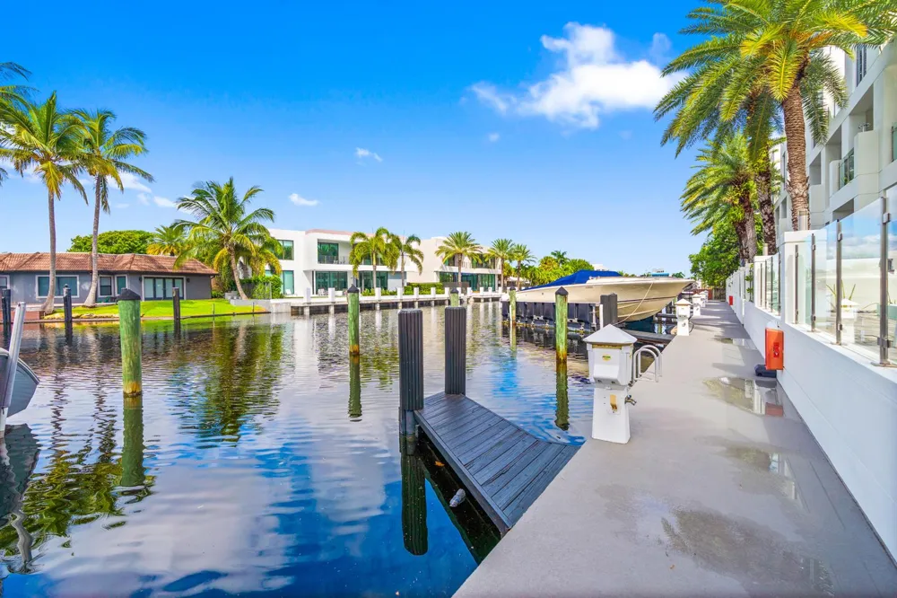 221 Shore Court Lauderdale By The Sea, FL 33308