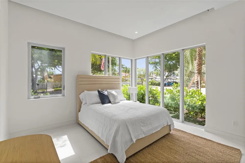 221 Shore Court Lauderdale By The Sea, FL 33308