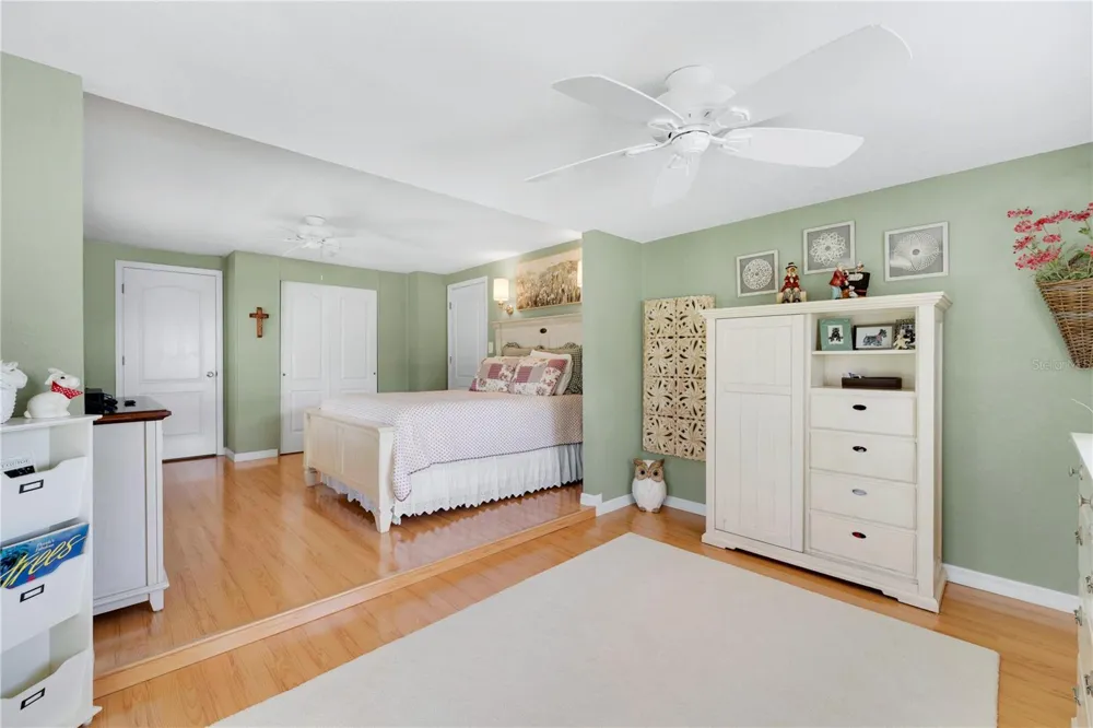 8241 WEATHERFORD AVENUE Brooksville, FL 34613