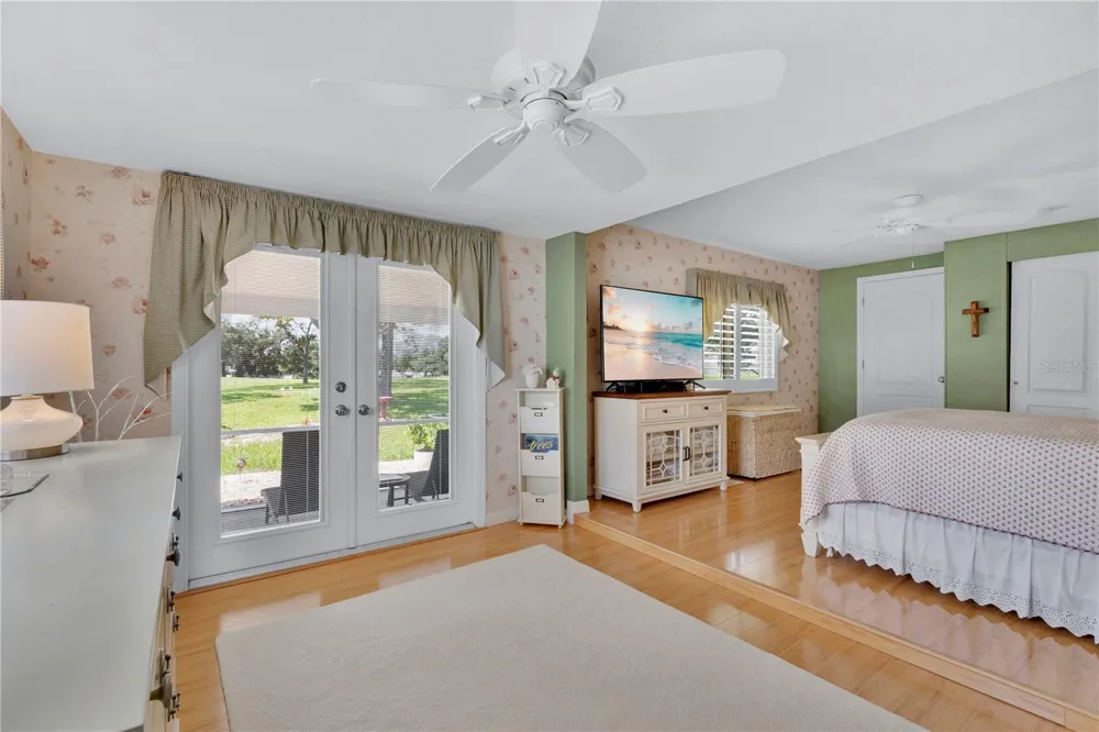 8241 WEATHERFORD AVENUE Brooksville, FL 34613