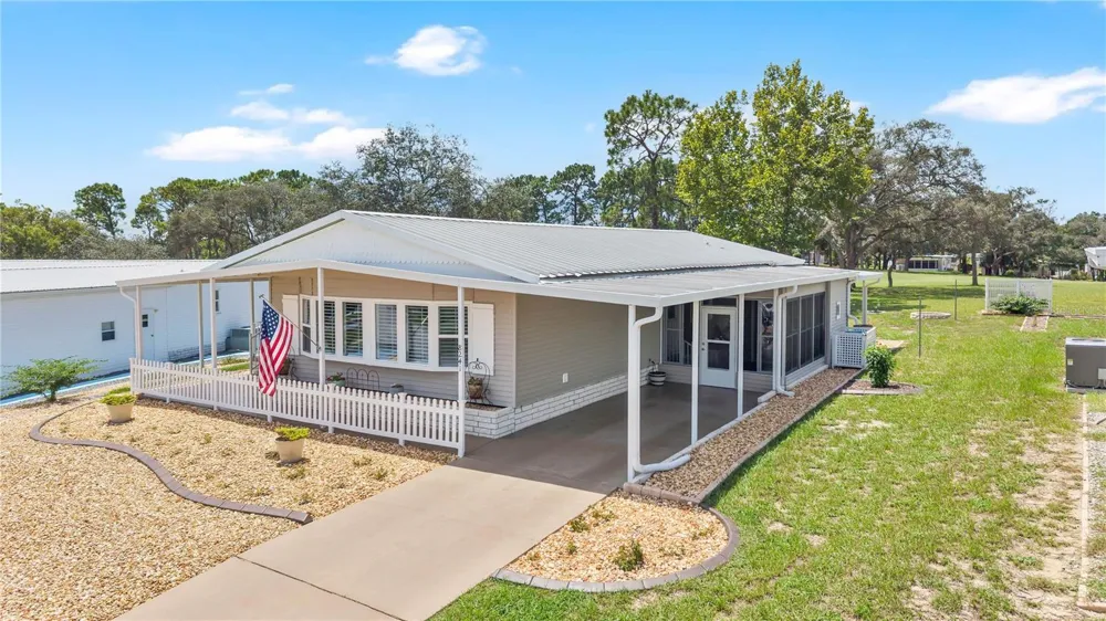 8241 WEATHERFORD AVENUE Brooksville, FL 34613