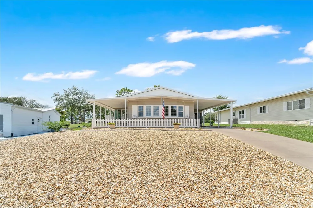 8241 WEATHERFORD AVENUE Brooksville, FL 34613