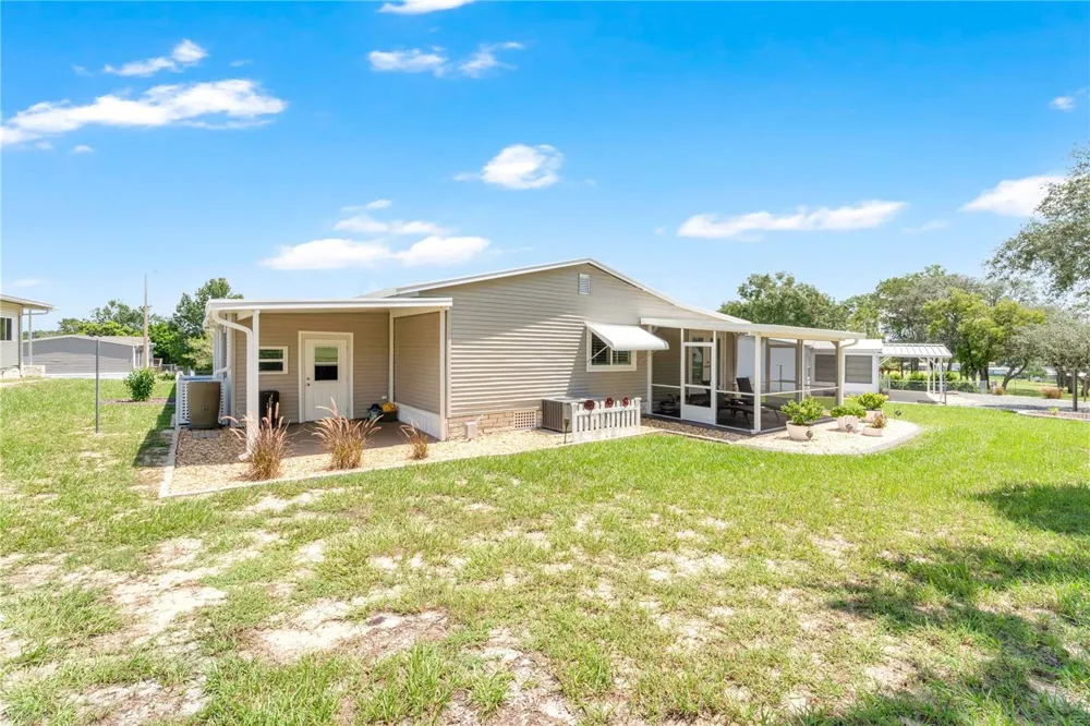 8241 WEATHERFORD AVENUE Brooksville, FL 34613
