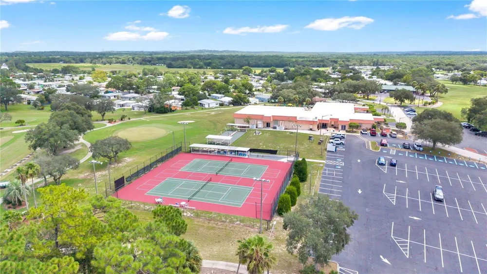 8241 WEATHERFORD AVENUE Brooksville, FL 34613