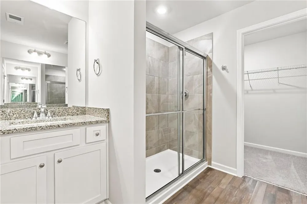 387 Lanier Circle Woodstock, GA 30189