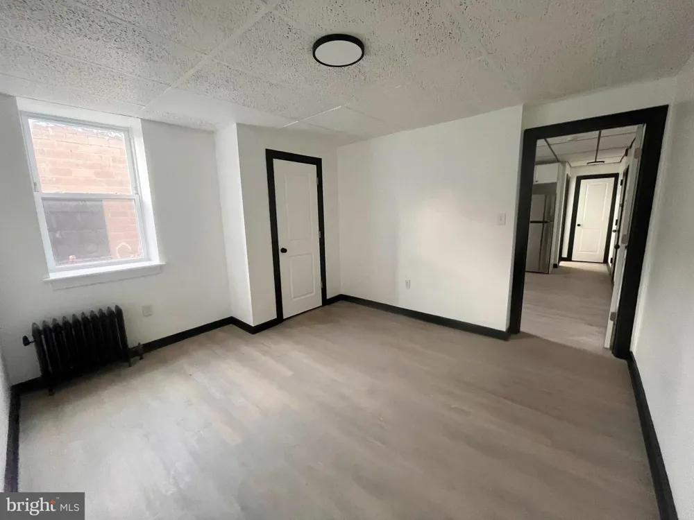1912 S 17TH STREET #109 Philadelphia, PA 19145
