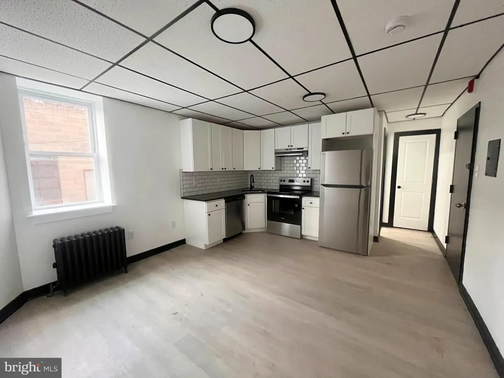 1912 S 17TH STREET #109 Philadelphia, PA 19145