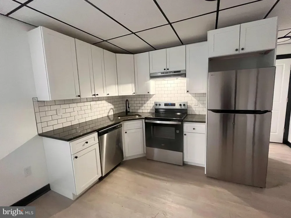 1912 S 17TH STREET #109 Philadelphia, PA 19145