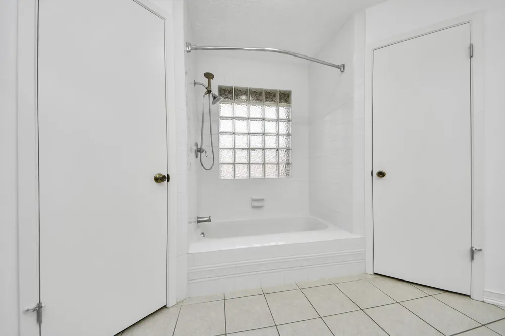 14226 Laffite Drive Cypress, TX 77429