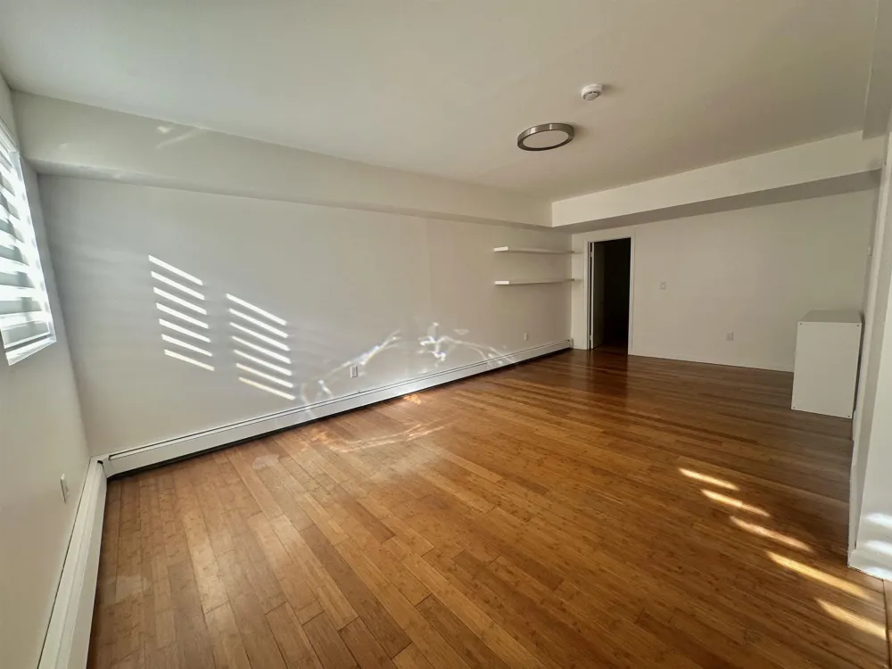 447 JANE ST Fort Lee, NJ 07024