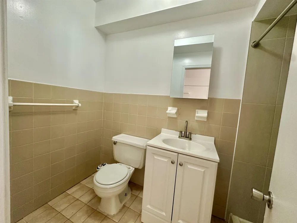 447 JANE ST Fort Lee, NJ 07024