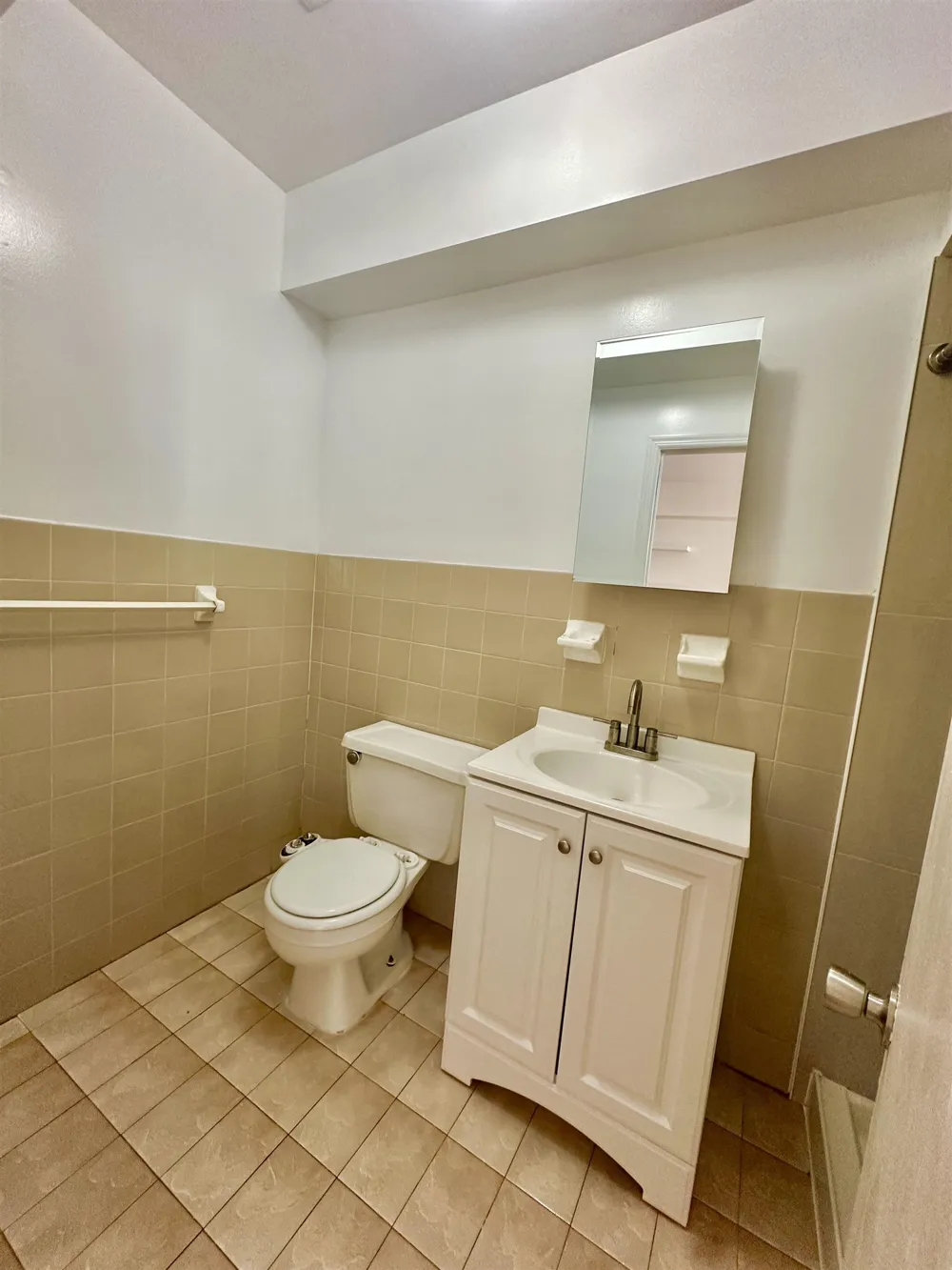 447 JANE ST Fort Lee, NJ 07024