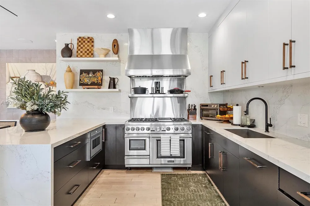652 NE 105th St Miami Shores, FL 33138