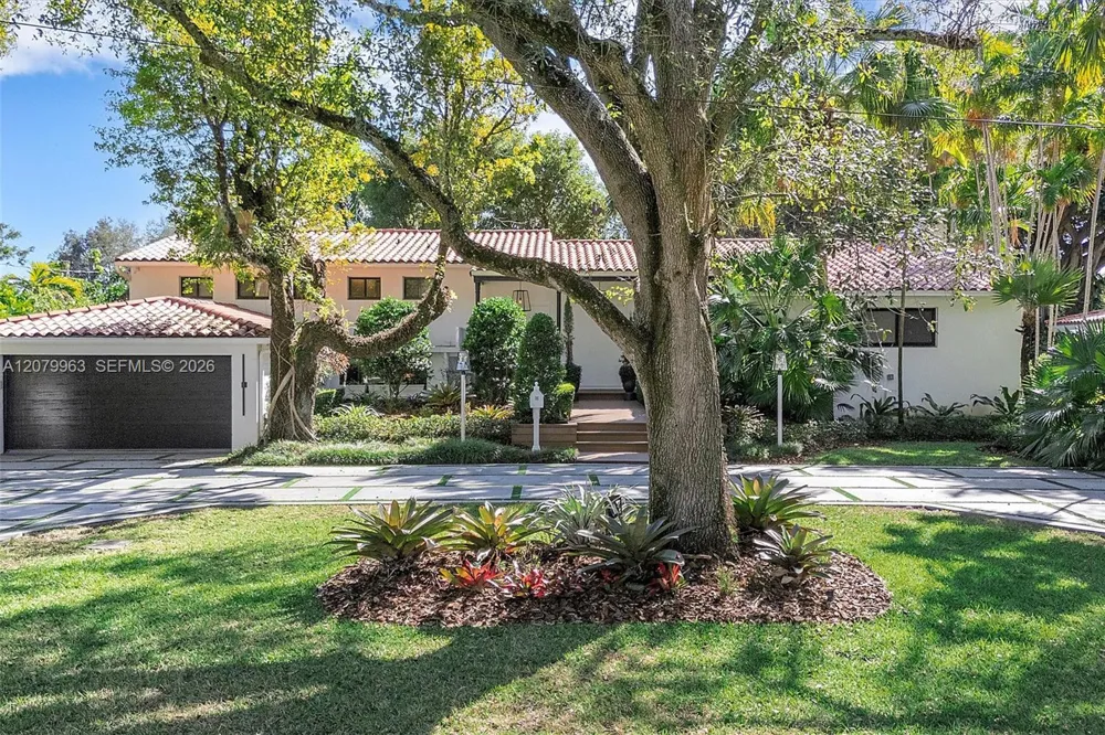 652 NE 105th St Miami Shores, FL 33138