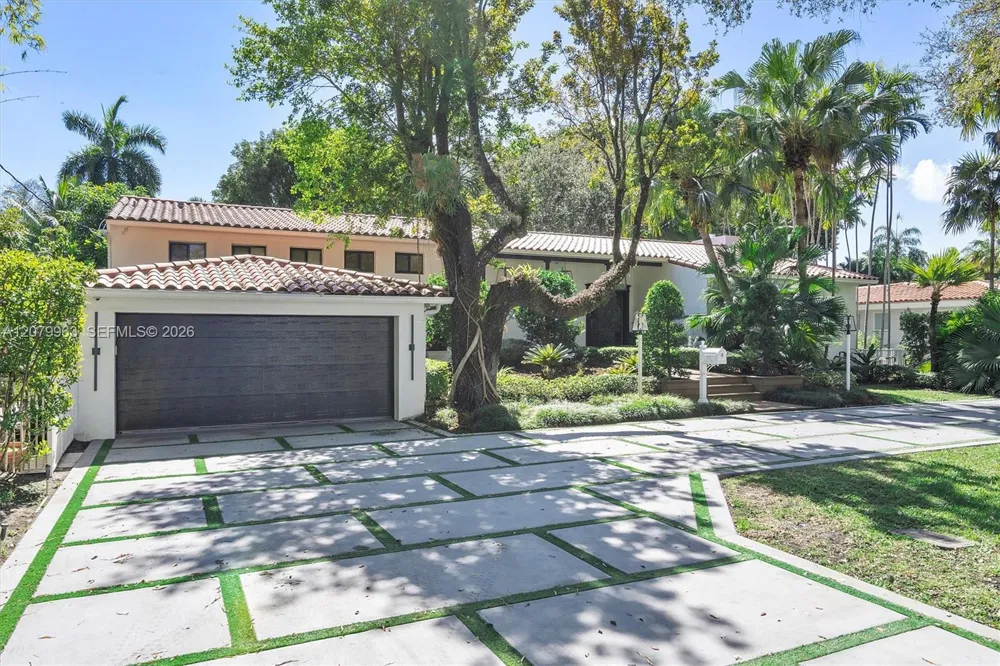 652 NE 105th St Miami Shores, FL 33138