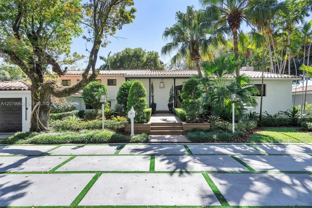 652 NE 105th St Miami Shores, FL 33138