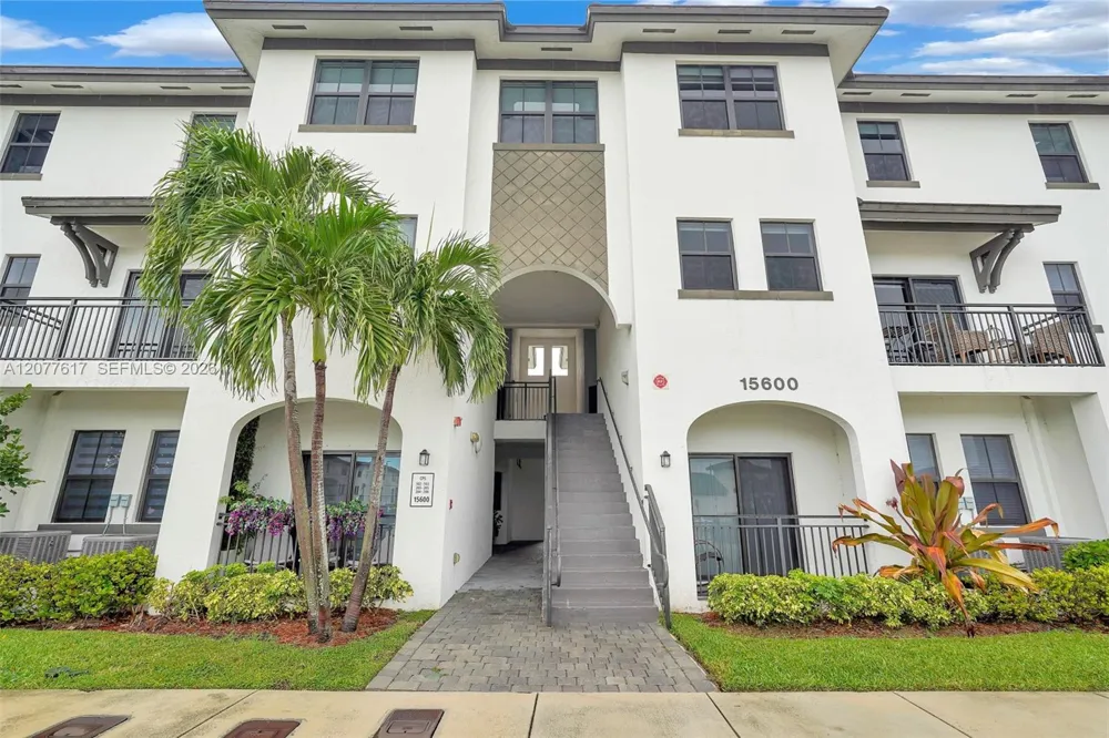 15600 SW 136th St #102 Miami, FL 33196