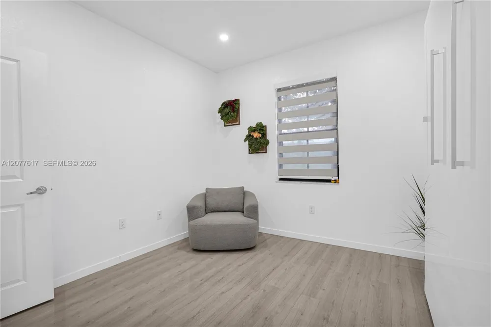 15600 SW 136th St #102 Miami, FL 33196