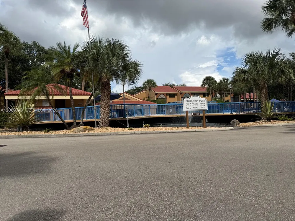 15535 Miami Lakeway N #107 Miami Lakes, FL 33014