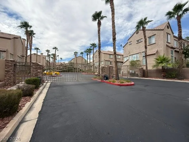 1513 Couples Street Las Vegas, NV 89128