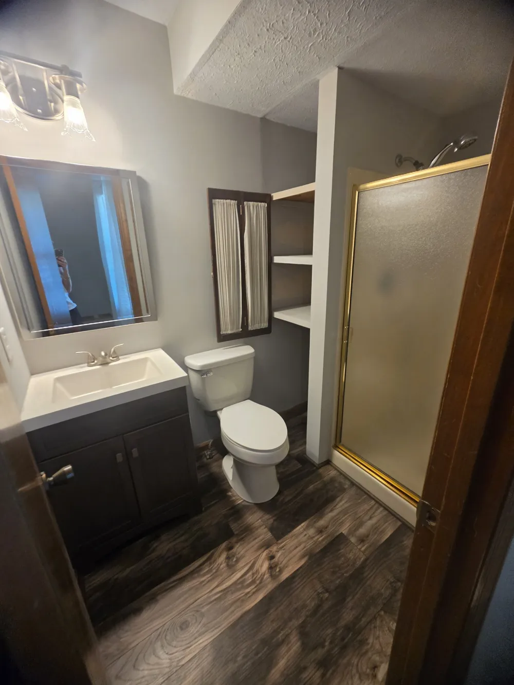 100 Shady View Dr Hendersonville, TN 37075