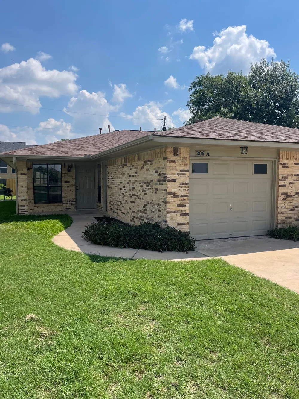 206 E Walter Street #A Pflugerville, TX 78660