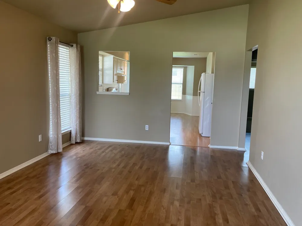 206 E Walter Street #A Pflugerville, TX 78660