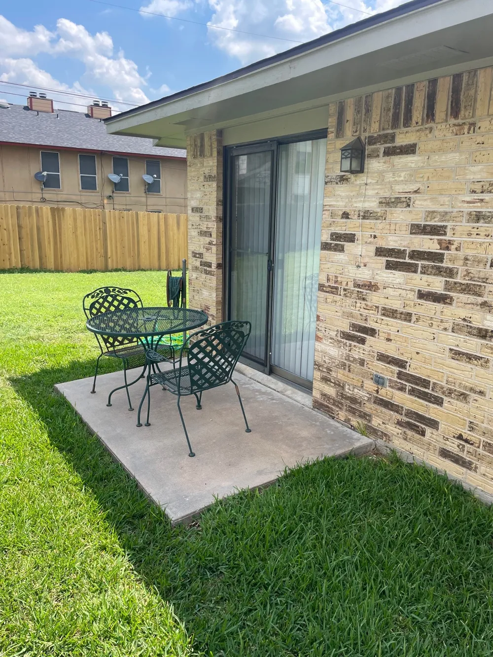 206 E Walter Street #A Pflugerville, TX 78660