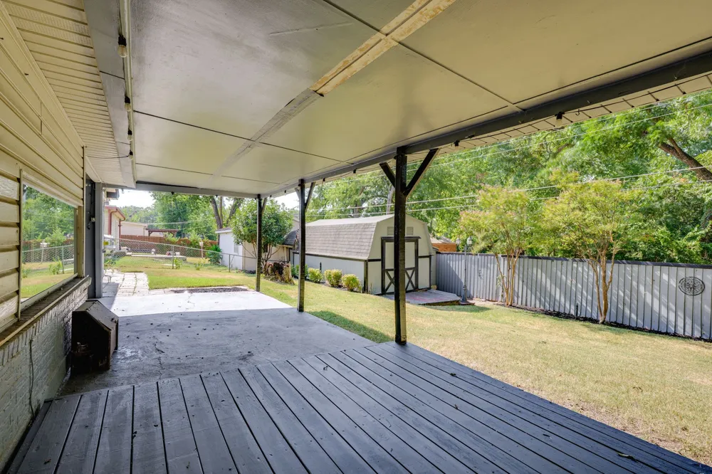 202 E Kenwood Drive Garland, TX 75041