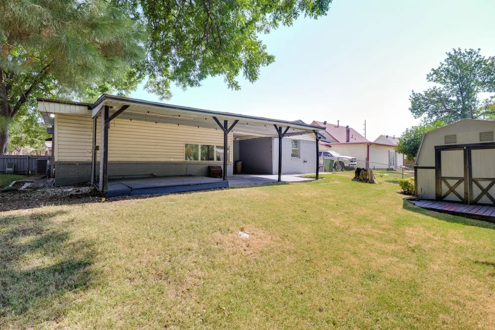 202 E Kenwood Drive Garland, TX 75041
