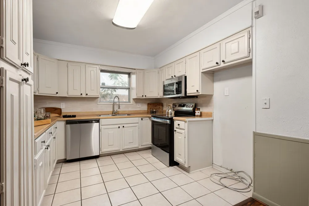 202 E Kenwood Drive Garland, TX 75041