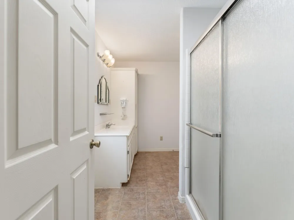 1751 Private Road 648 Street Sargent, TX 77414