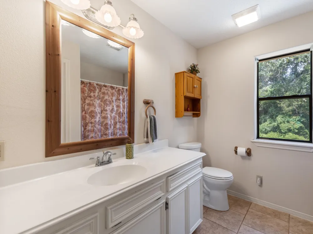 1751 Private Road 648 Street Sargent, TX 77414
