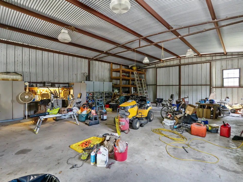 1751 Private Road 648 Street Sargent, TX 77414
