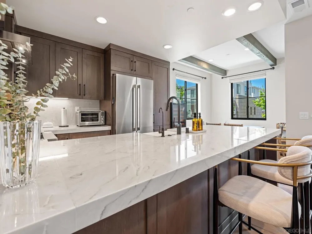 1402 Anacona Pl #105 Encinitas, CA 92024