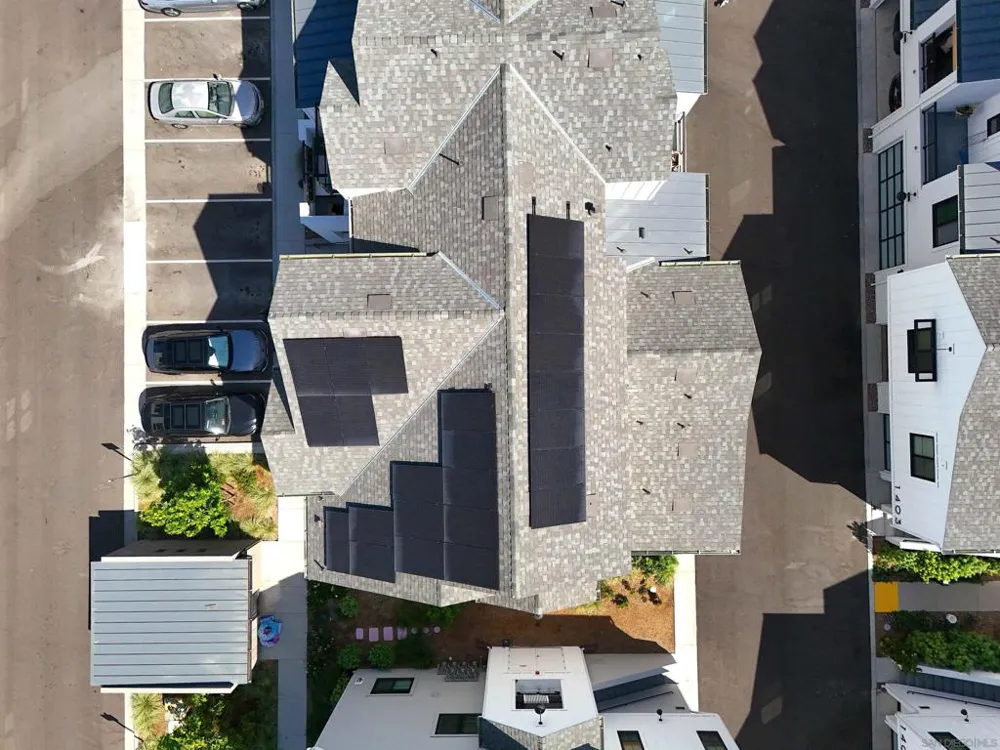 1402 Anacona Pl #105 Encinitas, CA 92024