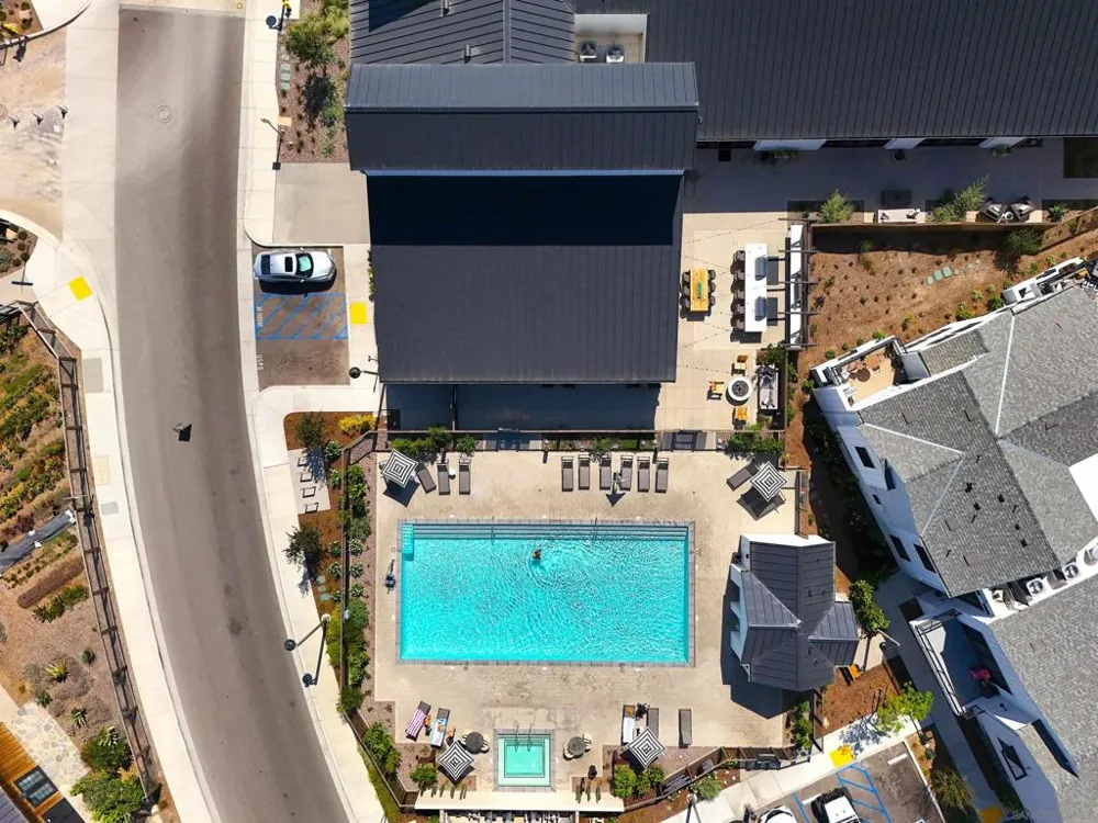 1402 Anacona Pl #105 Encinitas, CA 92024