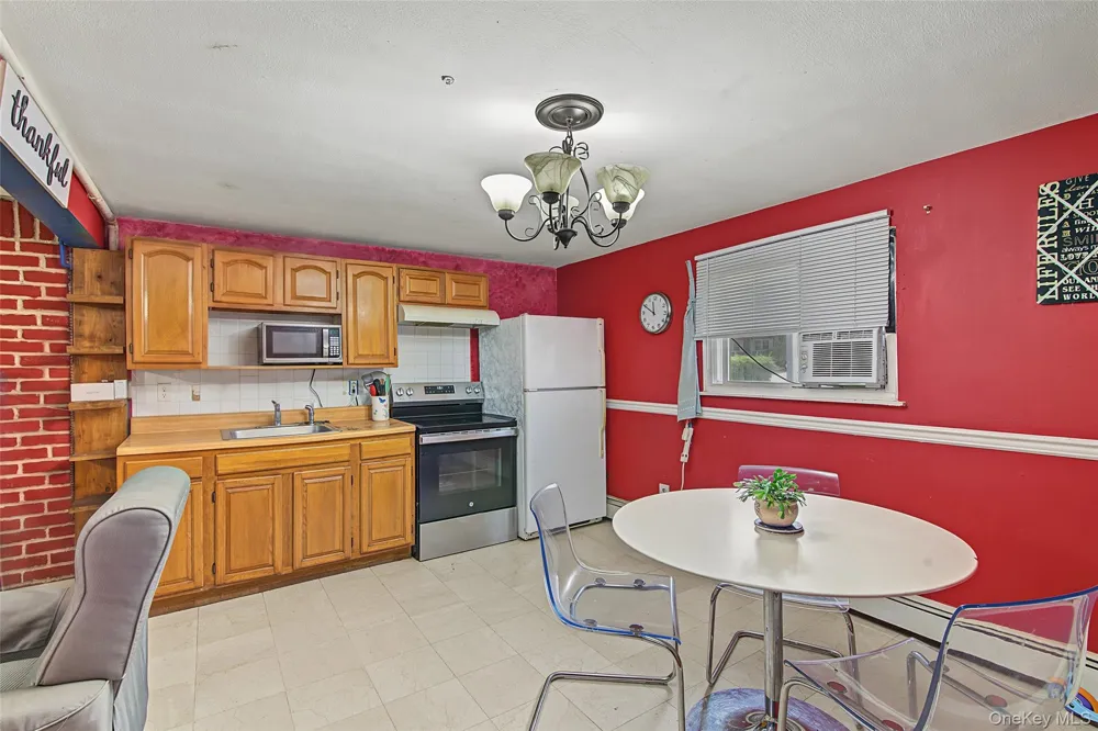 45 Massachusetts Avenue Bay Shore, NY 11706