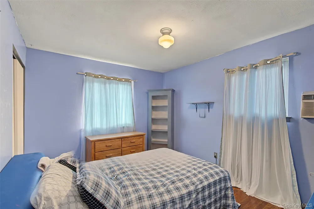 45 Massachusetts Avenue Bay Shore, NY 11706