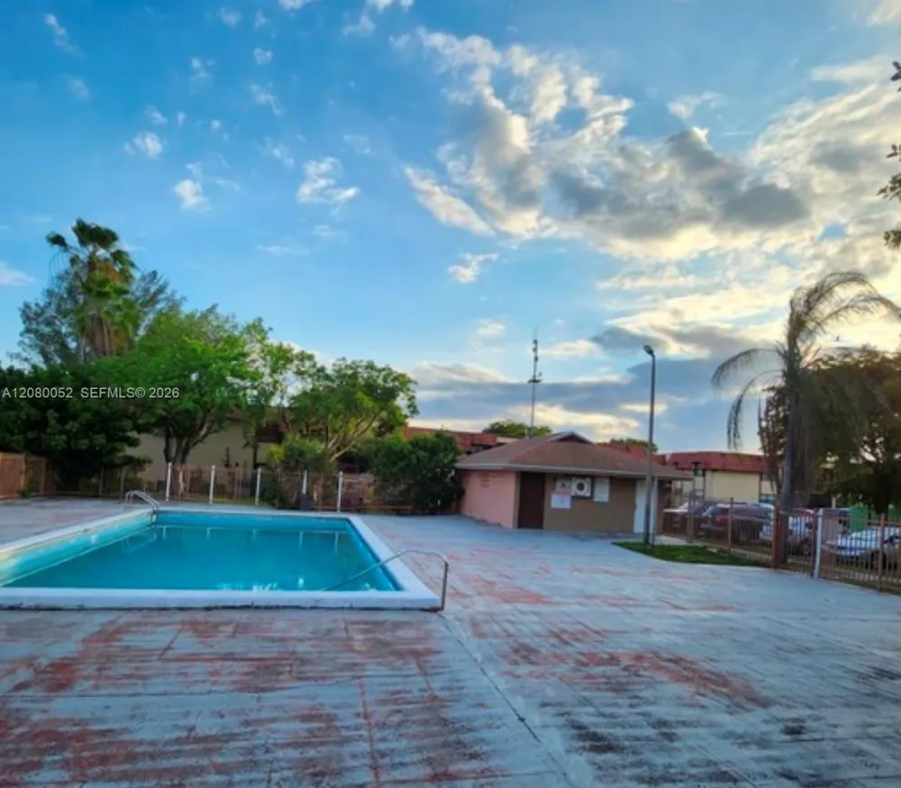 6480 W 27th Ct #54-22 Hialeah, FL 33016