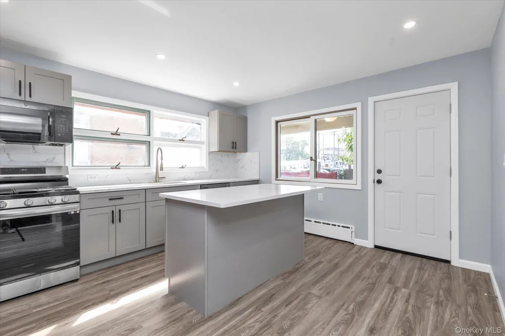 6 Franklin Avenue #Lower Port Washington, NY 11050