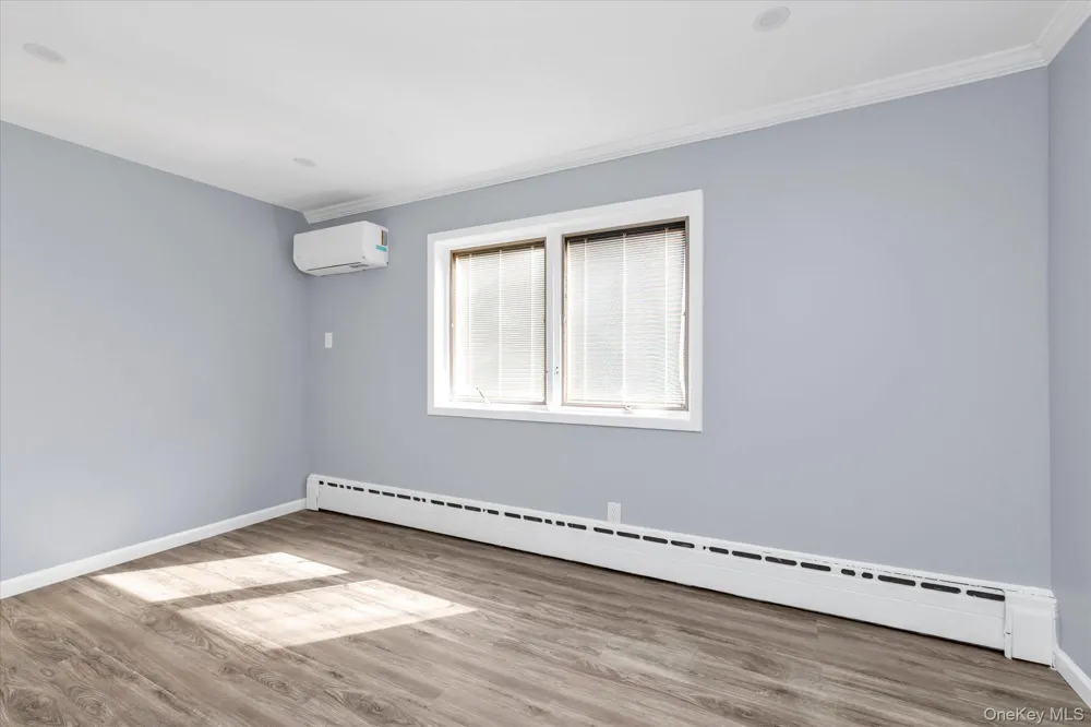6 Franklin Avenue #Lower Port Washington, NY 11050