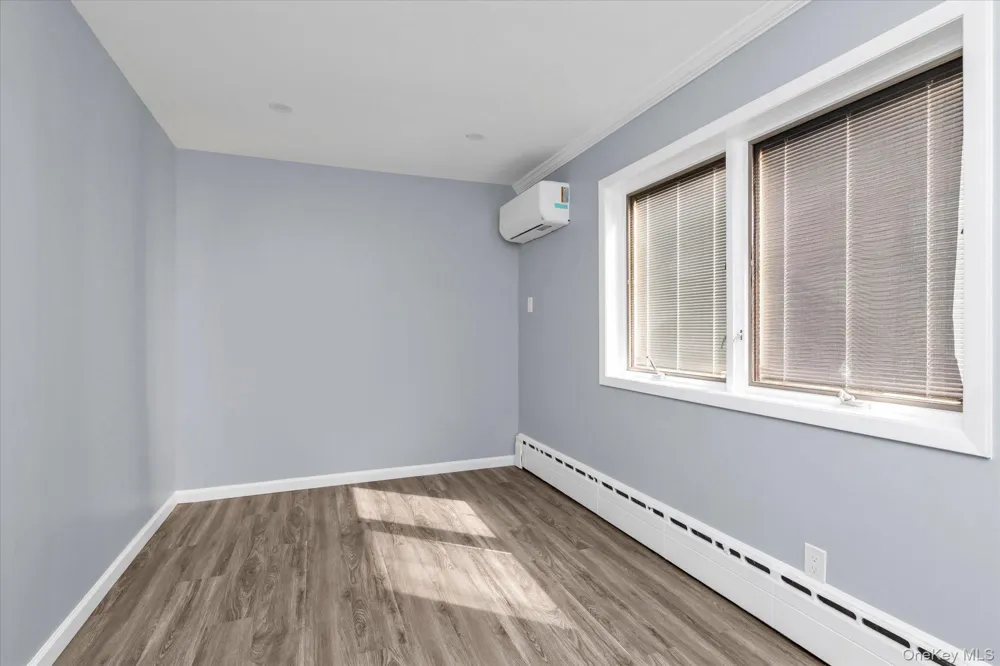 6 Franklin Avenue #Lower Port Washington, NY 11050
