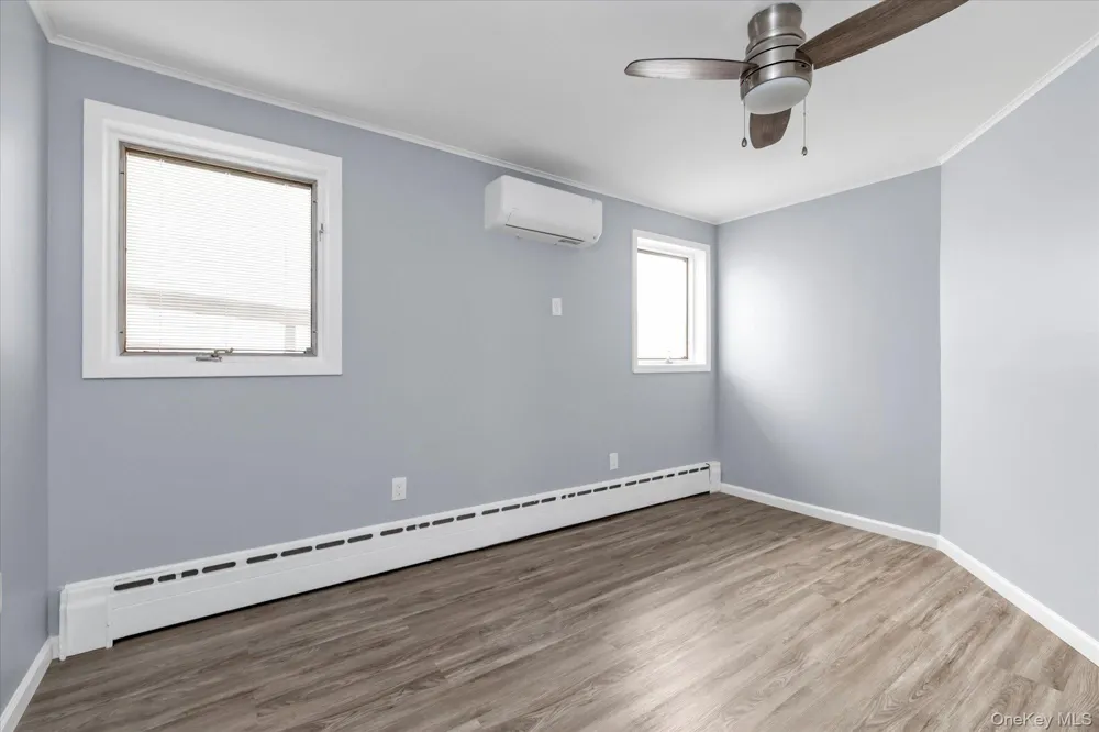 6 Franklin Avenue #Lower Port Washington, NY 11050