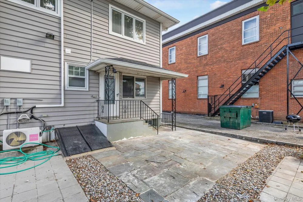 6 Franklin Avenue #Lower Port Washington, NY 11050